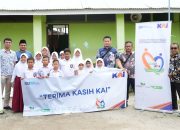 Peduli Terhadap Dunia Pendidikan, KAI Sumut Salurkan Bantuan CSR