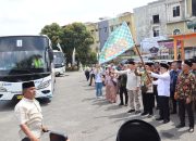 Kloter I Padang Sidempuan Berangkat, Wamenag RI : Jamaah Harus Bersyukur Banyak Minum dan Jaga Kesehatan