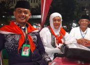 Pergi Haji Gantikan Ayah, Auliya Jaga Ibu dan Bantu Jamaah
