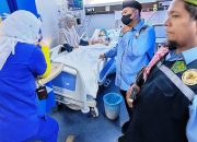 Jelang Kepulangan, Petugas Kloter 9 KNO Jenguk Jemaah yang Sakit