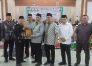 ALS Berikan Penghargaan Kepada Panitia Haji Sumut