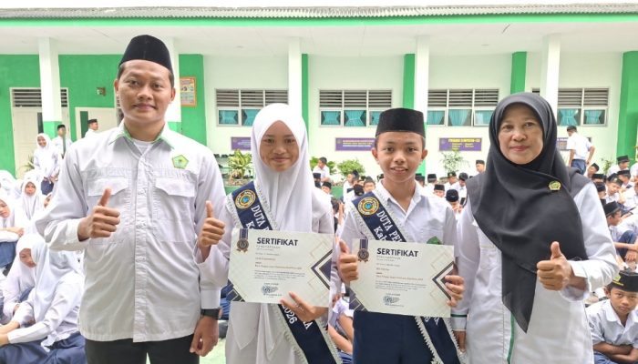 Dua Siswa MTsN 2 Labuhanbatu Menjadi Duta Pelajar Juara Indonesia Terpilih