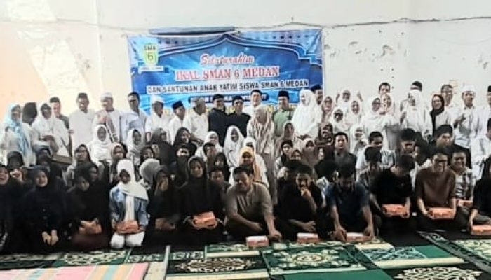 Sambut Ramadhan, IKAL SMA Negeri 6 Gelar Silaturahmi Beri Santunan kepada Pelajar Yatim dan Dhuafa