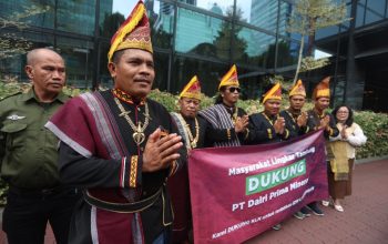 Didukung 4.000 Warga, Almaslintang dan Tokoh Adat 19 Marga Dairi Temui Menteri LHK