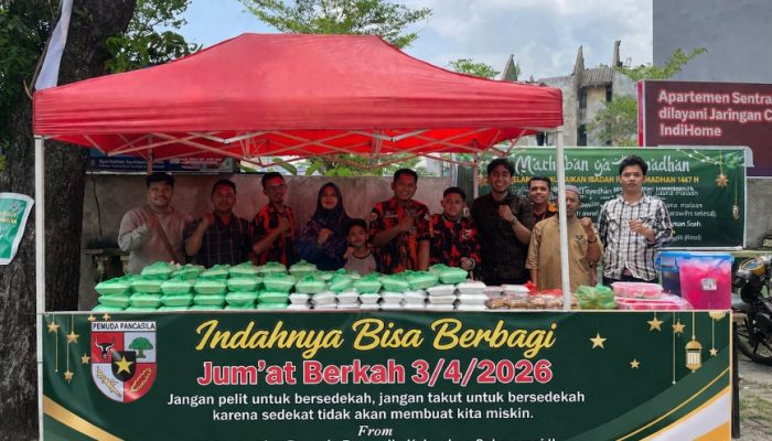 Pemuda Pancasila Sukaramai II Gelar Jum’at Berkah, Tebar Kepedulian di Masjid Amal Silaturrahmi