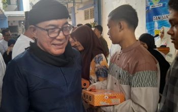 Hari Ini IKAL SMA Negeri 6 Sembelih 5 Sapi dan 4 Kambing, Daging Qurban Didistribusikan ke Para Guru, Alumni dan Masyarakat Sekitar