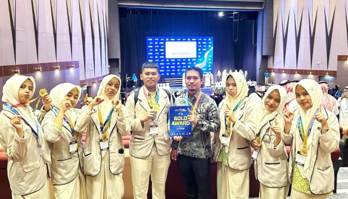 Siswa MAN 1 Madina Borong Dua Medali Emas di Ajang Internasional WYIE 2026 Malaysia