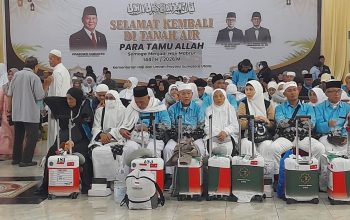 Kloter 1 Debarkasi Medan Tiba, 360 Jemaah Haji Asal Medan dan Binjai Pulang Sehat dan Selamat