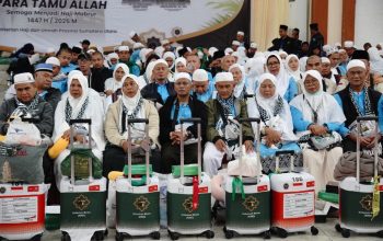 Ketua PPIH Sambut Kloter 05 asal Medan dan Tapsel : Saatnya Membuktikan Kemabruran Haji di Tengah Masyarakat