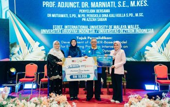 Rektor dan Wakil Rektor Bidang III Universitas Deztron Indonesia Hadiri Penganugerahan Hibah Penelitian Internasional FcoEE di Malaysia