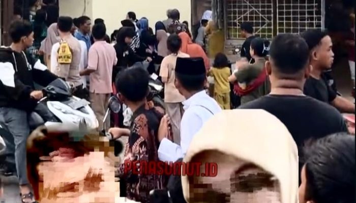 Lakukan Tindak Asusila Kepada Anak Di Bawah Umur, Ratusan Massa Geruduk Rumah Pasutri Di Tanjung Balai