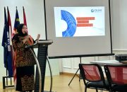 Perkuat Kerjasama Internasional, Universitas Deztron Indonesia Lantik Prof  Datin Dr Santhi Raghavan sebagai Visiting Professor