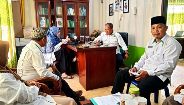 Perkuat Validitas Data Layanan, KUA Pagar Merbau Klarifikasi Data EWS