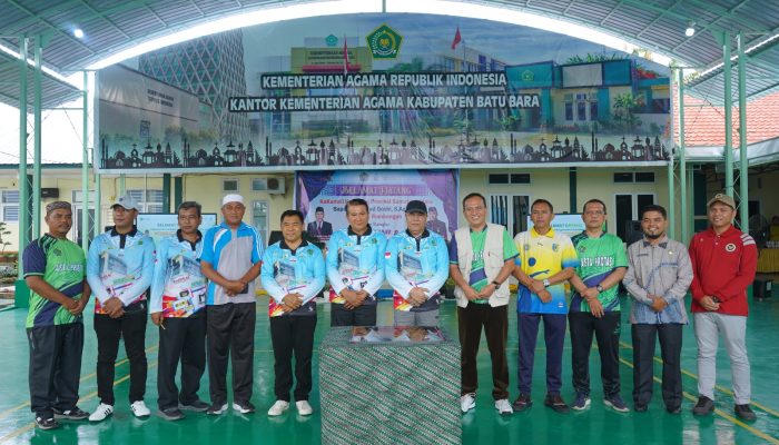 Kakanwil Kemenagsu Resmikan Aula Terbuka Kemenag Batubara